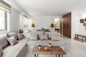Pebble, an Idyllic Seaside Suite by Nirousuites